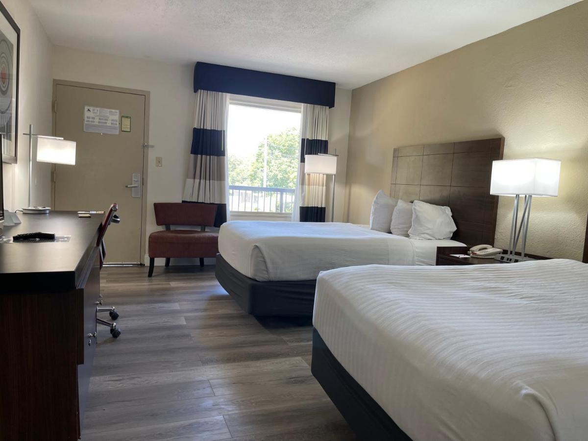 Remodeled, Huge Pool, Tiki Bar&Grill, Quiet Room Sarasota Eksteriør billede